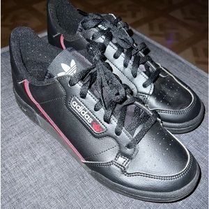 Adidas youth shoes